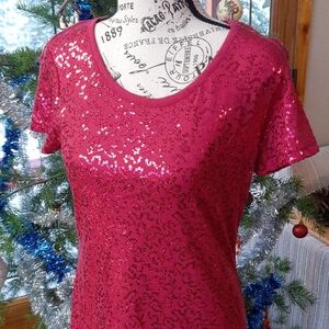 Avon Sparkling Fuchsia Sequin Tee Size Small
